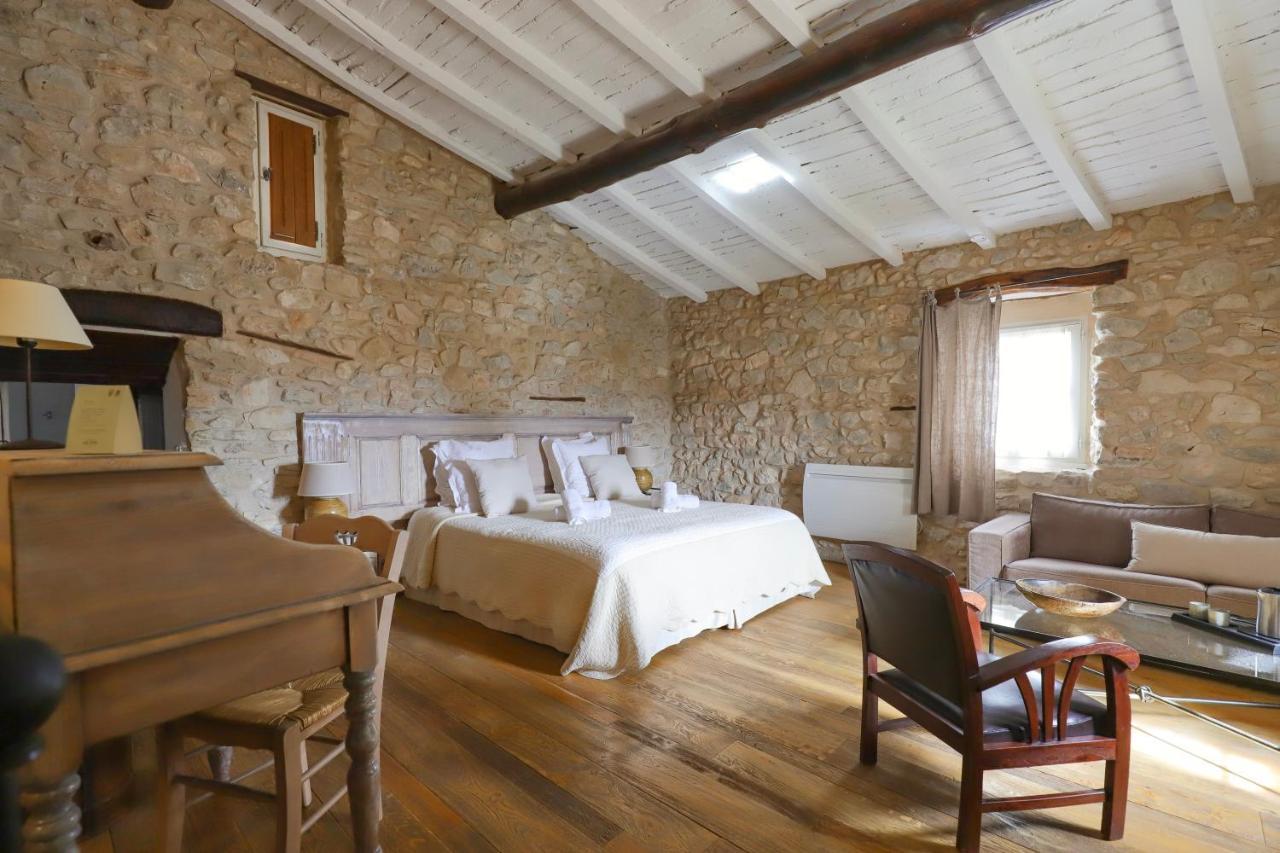 La Ferme De La Huppe Hotel Горд Екстериор снимка