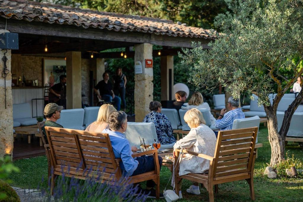 La Ferme De La Huppe Hotel Горд Екстериор снимка